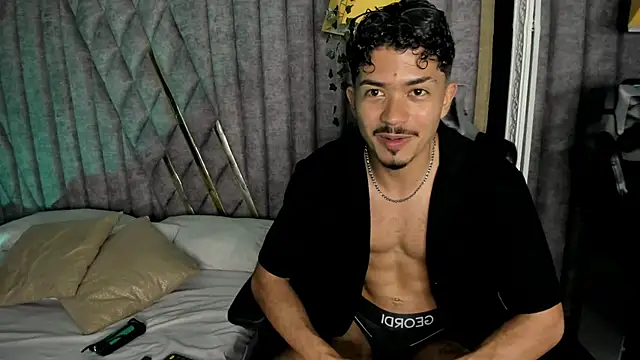 NicolaiKarav Chat XXX live