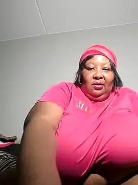 nancy111 Adlı Modelin Canlı XXX Sohbeti