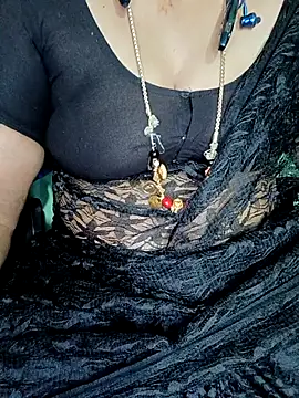 negatamil: διαδικτυακό σόου στην κάμερα