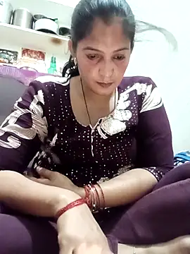 Mohni_love Webcam Show