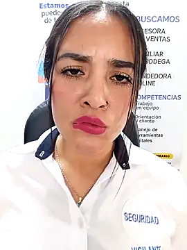 MAYE__13's Live XXX Chat