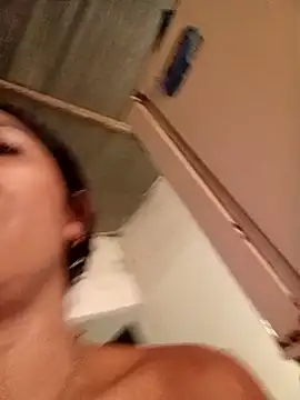 Czat XXX na żywo – chikivivi-