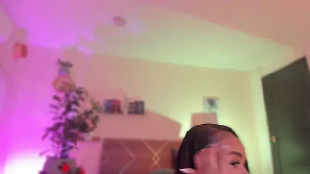 YariRose Obrolan Langsung XXX