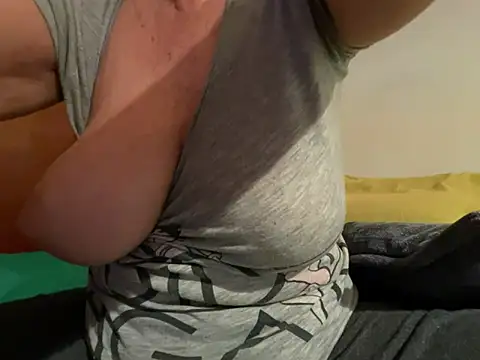 Chat +18 de HoneyMakerr ao vivo