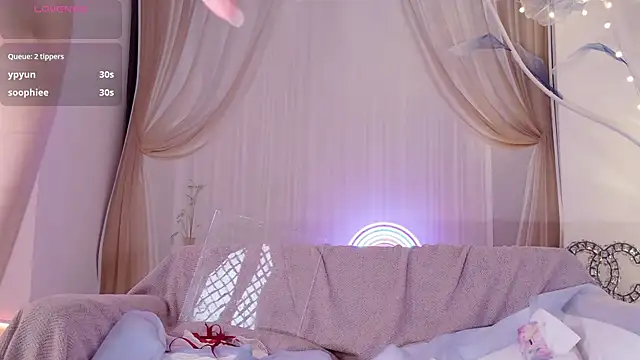 nidekikibabe-2026のライブXXXチャット