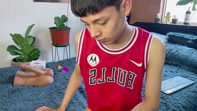 Chatroom XXX en direct de Andy_Belier23