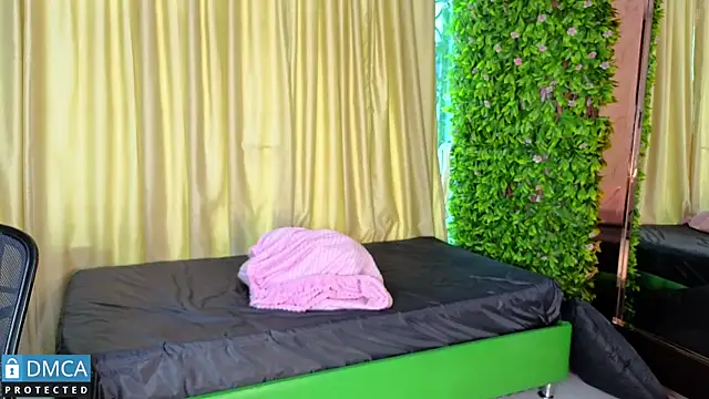 Chat +18 de nena_cupcake_ ao vivo