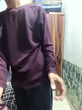 DeLhiBoy_143 Live XXX Chat