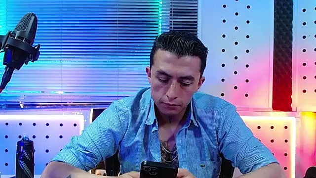 Godofcumxxx: απευθείας συνομιλία ΧΧΧ