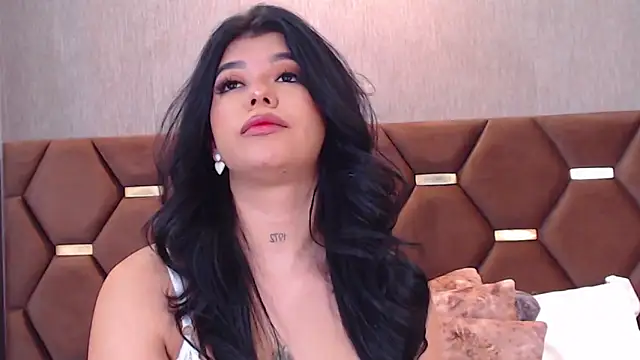 Chat XXX en directo de MelodyCarsson