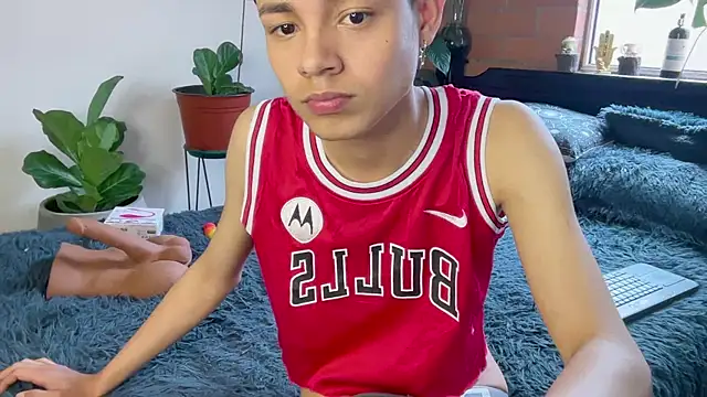 Živý XXX chat Andy_Belier23