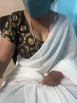 monal_95 Adlı Modelin Web Kamerası Şovu