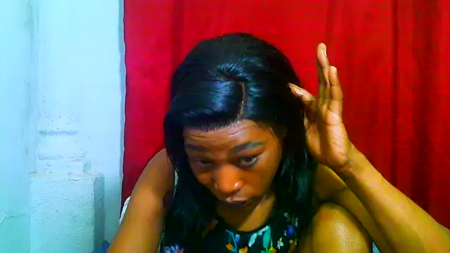 Chat +18 de freaky_naughty ao vivo