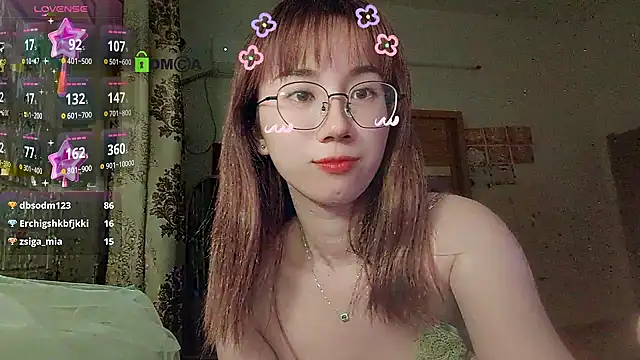 Lili_666 Live XXX-Chat