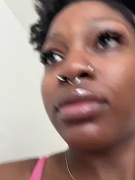 mochamimi élő XXX-chatje