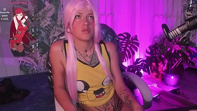 Živý XXX chat _sharlotte777