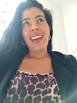 Luianna Live XXX-Chat