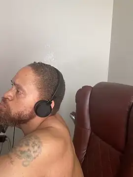 Chat XXX en directo de Fathero1time