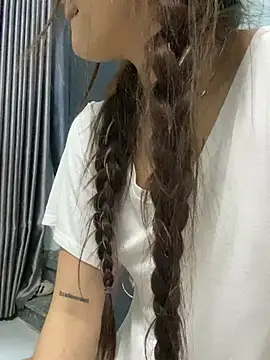 __BabyShowPublic__ élő XXX-chatje