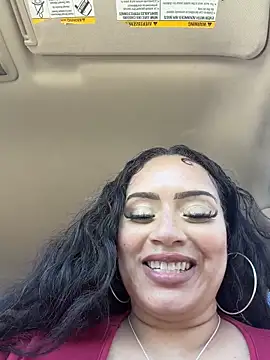 CarmelaAnthony: онлайн-секс-чат