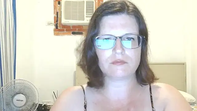 XXX chat uživo modela Domina_Tasselina_Goddess