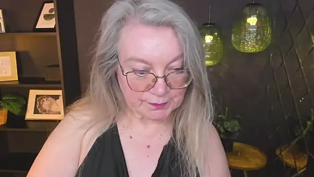 Pertunjukan Kamera Web NataliMellow