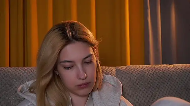 AngelicRiceのライブXXXチャット