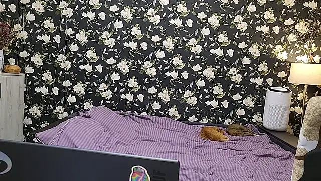 Онлайн чат XXX Vuitton