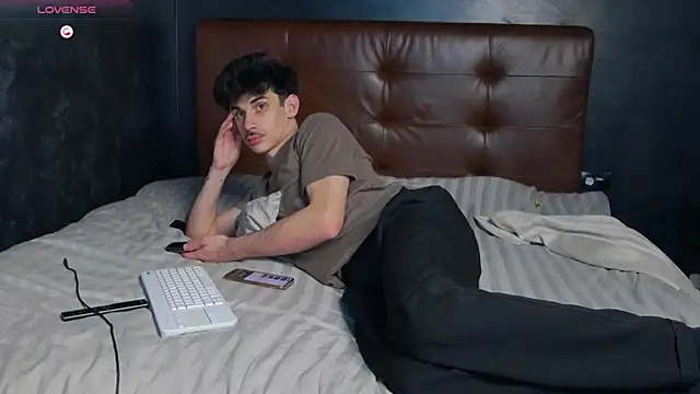 Czat XXX na żywo – DanielCrush1