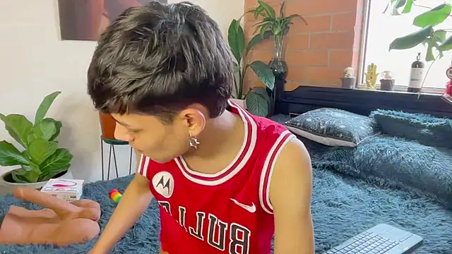 Andy_Belier23 Obrolan Langsung XXX