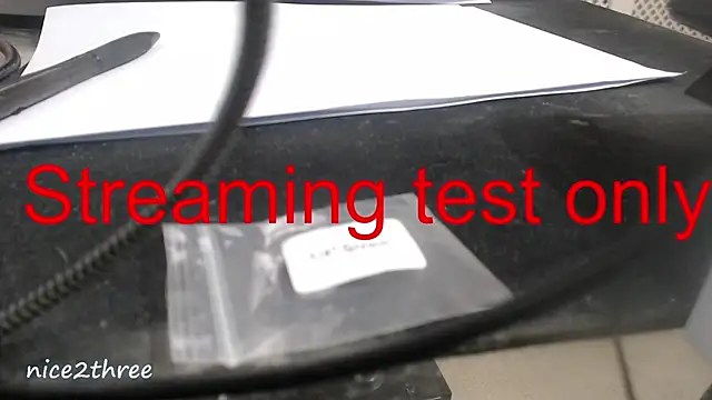 Nice2Three2 Chat XXX in diretta