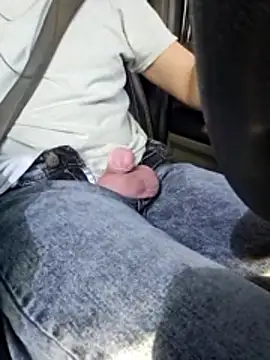 Spunwhiteboy1992のライブXXXチャット