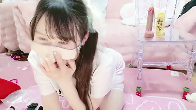 aaanyan's Live XXX Chat