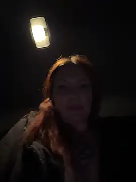 Chat +18 de Liv_Fay ao vivo