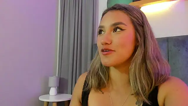 Chat XXX en directo de _Sophie__miller