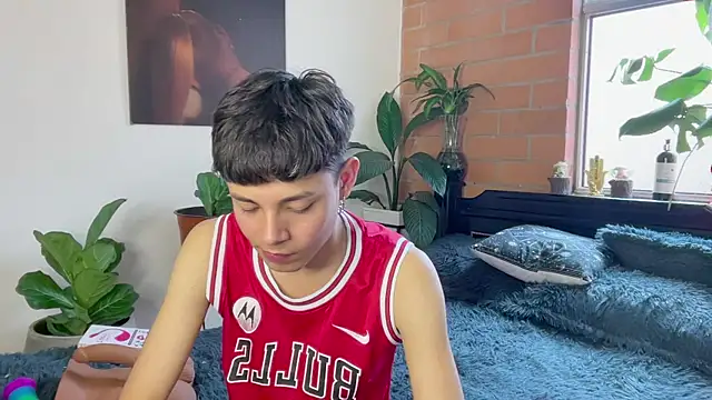 Andy_Belier23 – Naživo XXX chat