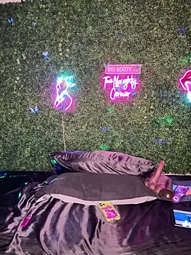 RenaThickAss' Live XXX Chat