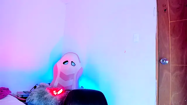 Emily_Coper18n Live XXX chat