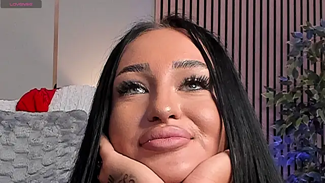 Czat XXX na żywo – EmeraldKat