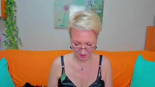 Czat XXX na żywo – iamyourdream89