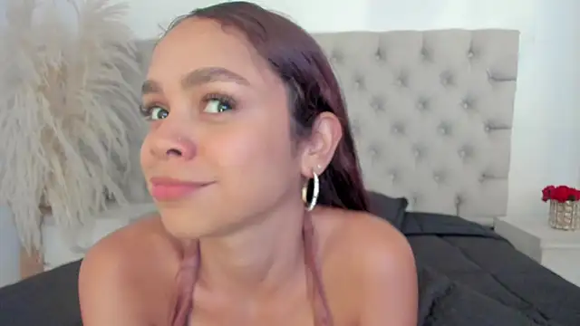 CarolineFyre: онлайн-секс-чат