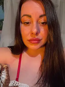 DaisyStreet's Live XXX Chat