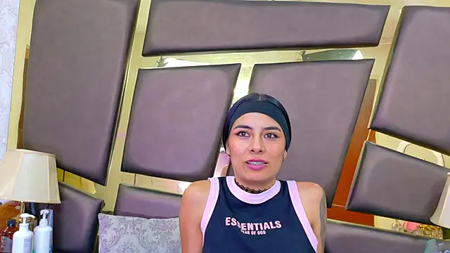 NicoleEsposito Chat XXX in diretta