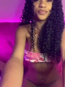 Cammgirlmii Chat XXX in diretta