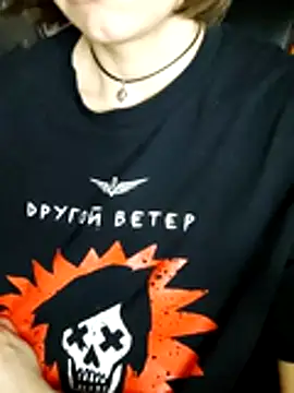 Aashikalaa Adlı Modelin Canlı XXX Sohbeti