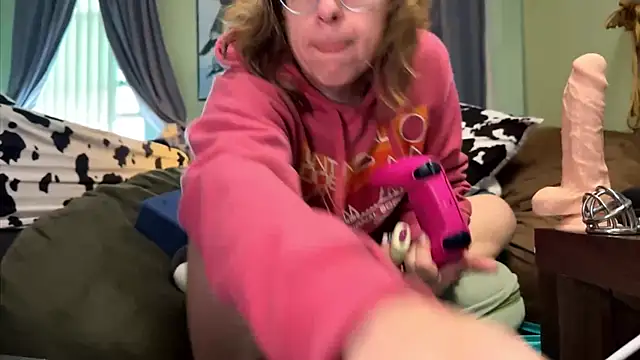 MirandaFlowers Show in webcam