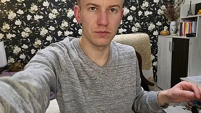 Show modela Vuitton na web-kameri