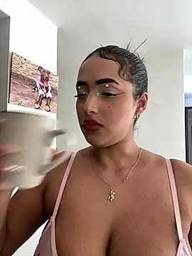 Živý XXX chat SaharQamar