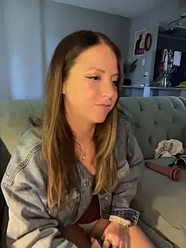 molly_witha_chance: онлайн-секс-чат