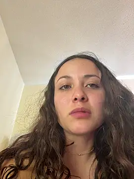 Megan_Rodrigo Chat XXX in diretta